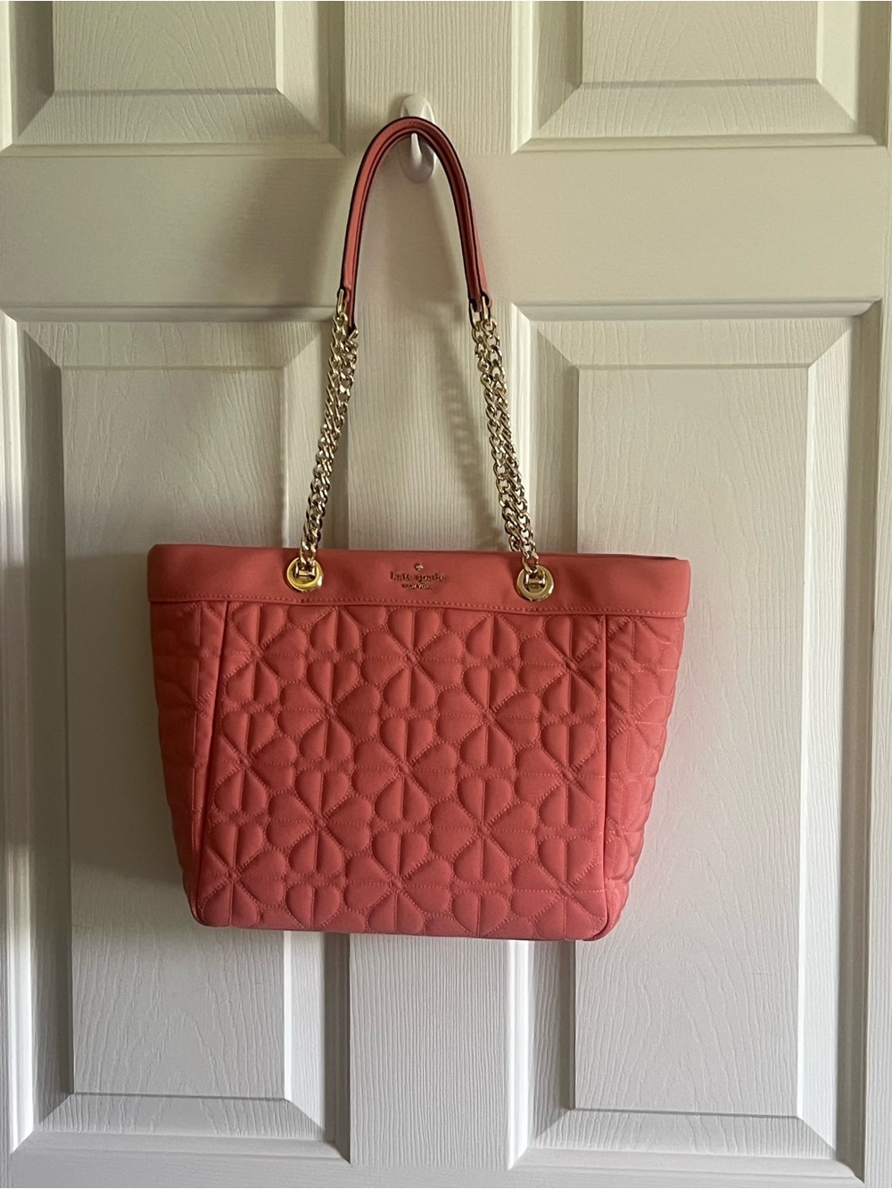 NWT-Kate Spade Spade Flower Quilted Fabric Medium Terracotta